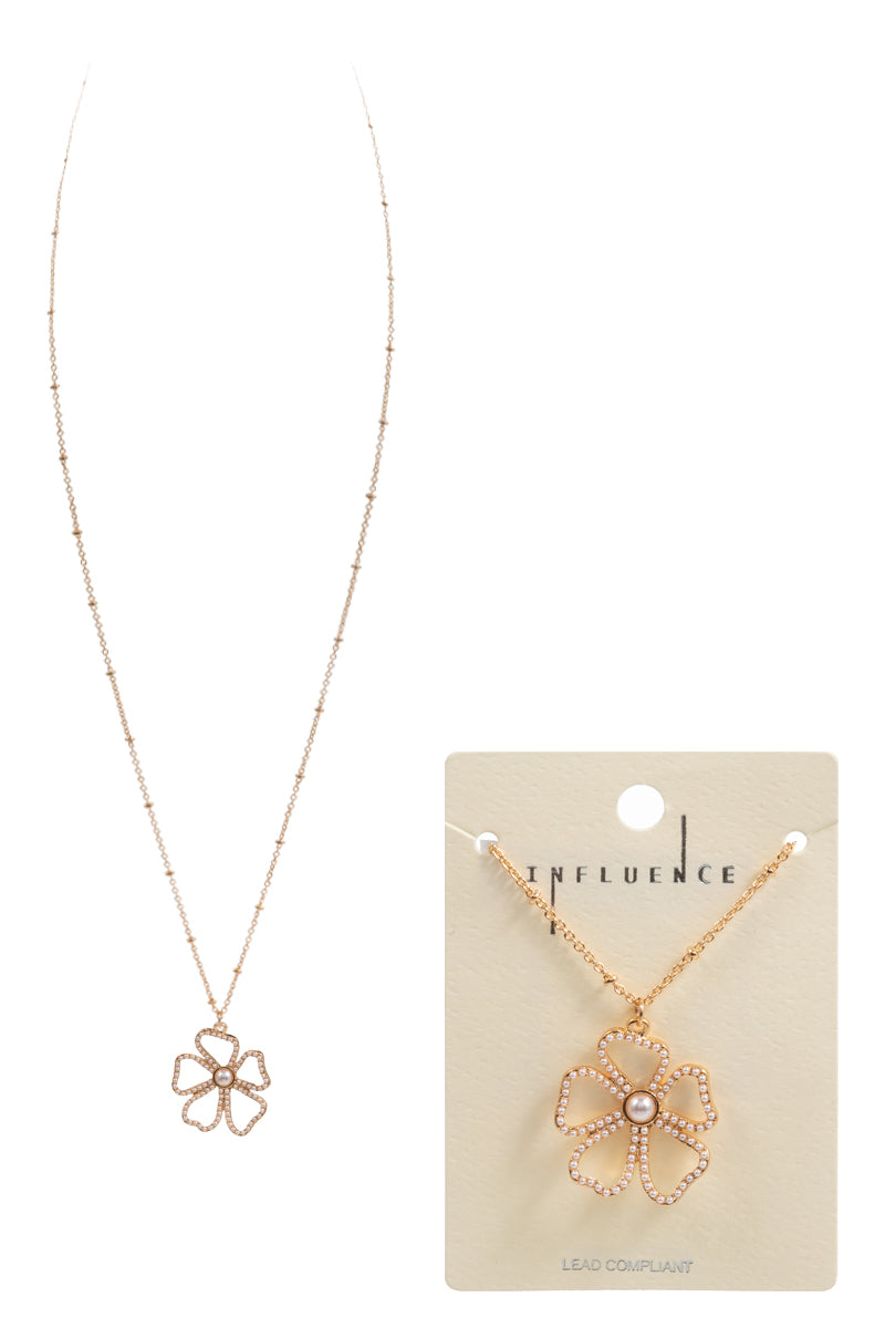 Flower Pearl Pendant Short Necklace