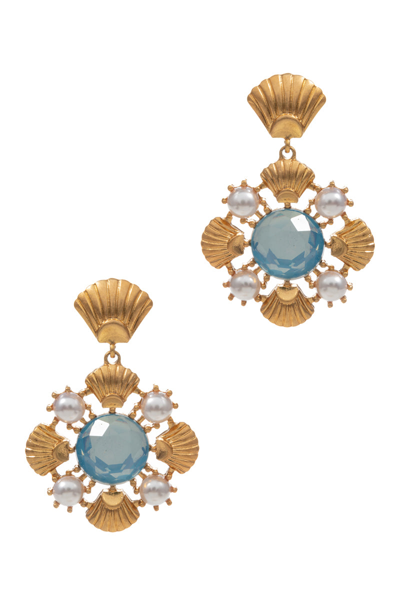 Flower With Shell Shaped With Pearl Post Earrings