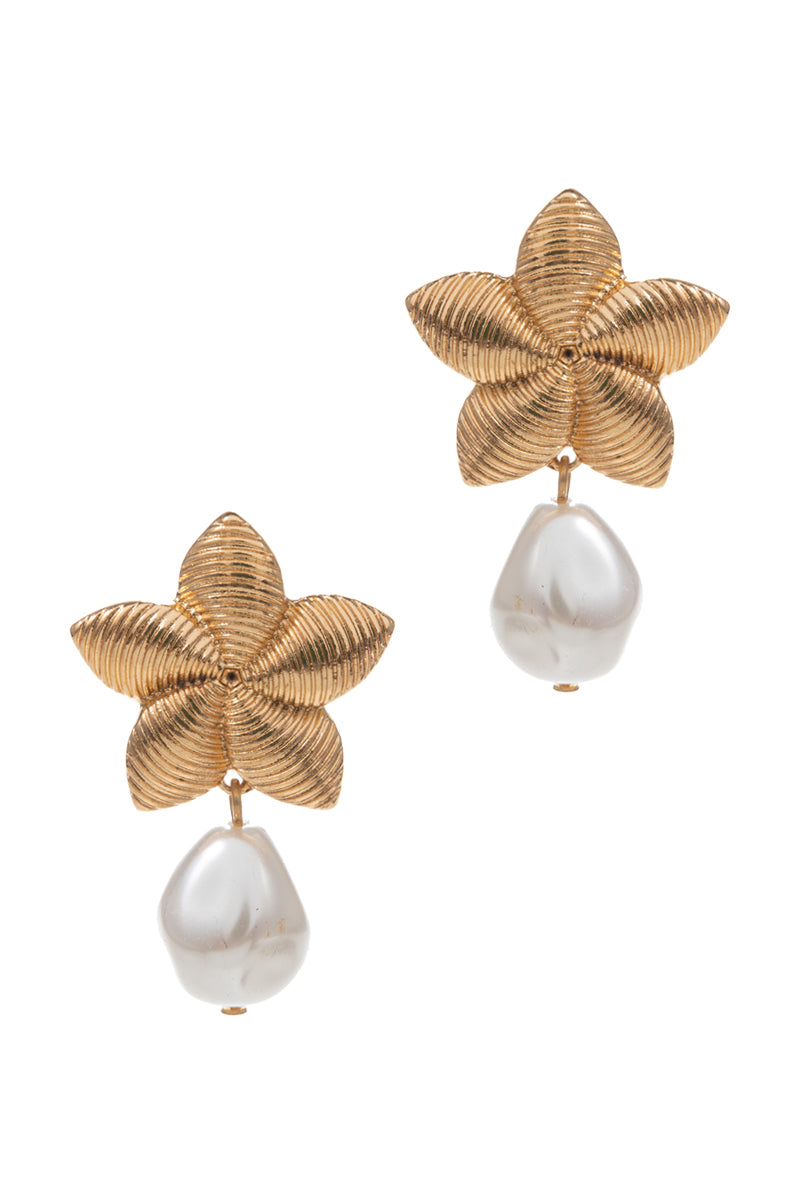 Flower Shaped Pearl Post Earrings