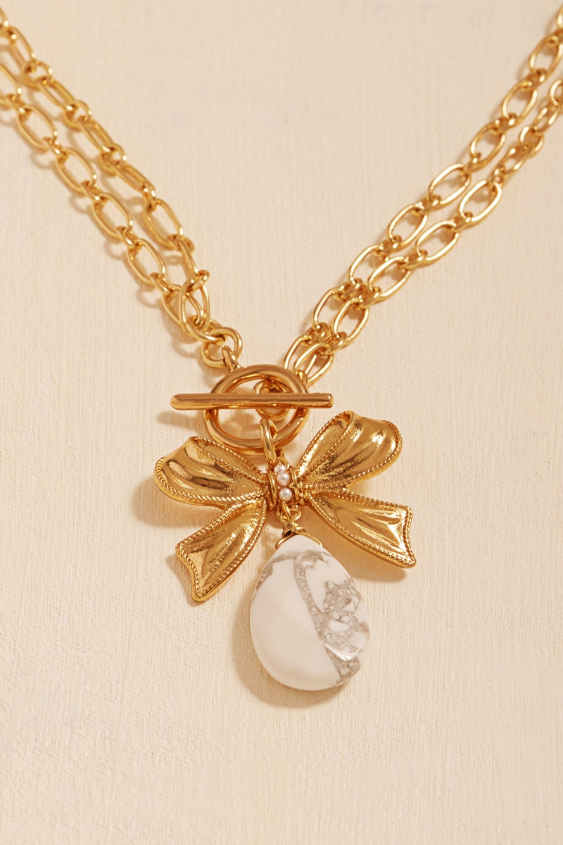DS1N083_HOWLITE