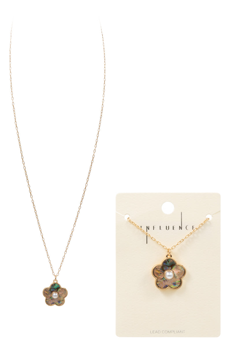 Flower Shaped Shell Paper Short Necklace